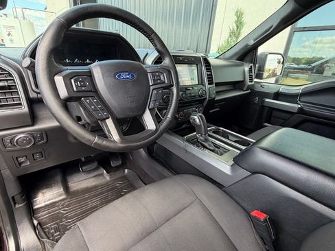Used 2018 Ford F150 XLT w/ Equipment Group 302A Luxury AWD/4WD image 7