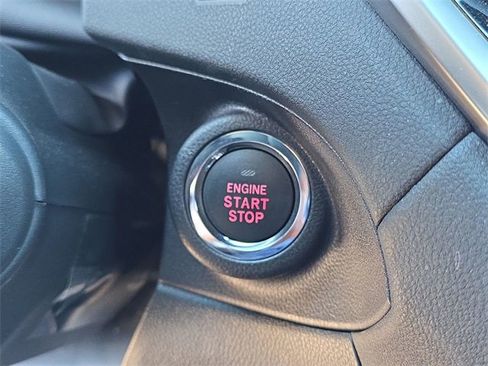 Used 2024 Subaru Ascent Premium w/ Convenience Package image 29