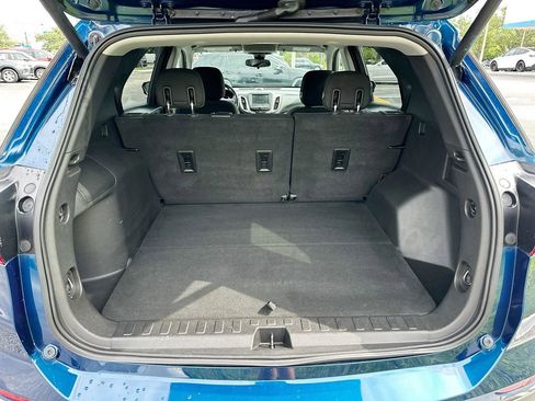 Used 2020 Chevrolet Equinox LT FWD image 24