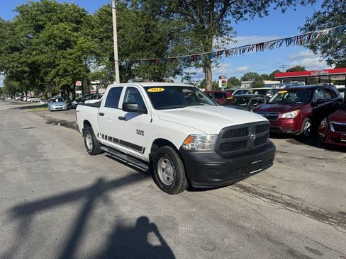 Used 2014 RAM 1500 Tradesman w/ Popular Equipment Group AWD/4WD image 1
