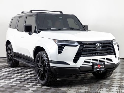 Used 2026 Lexus GX 550 image 10