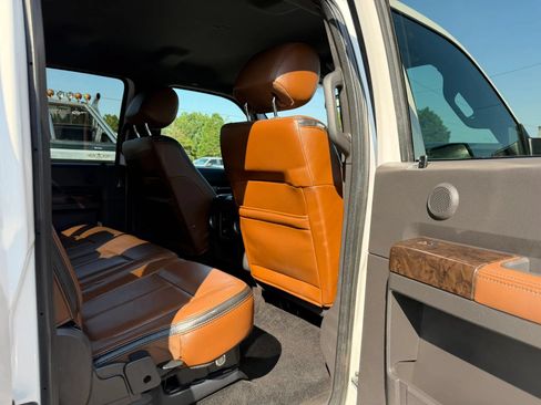 Used 2015 Ford F250 Platinum AWD/4WD image 29