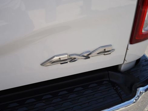 Used 2022 RAM 2500 Big Horn AWD/4WD image 20