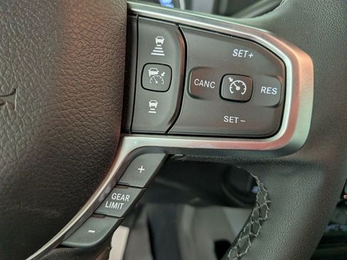 New 2026 RAM 2500 Big Horn AWD/4WD image 21