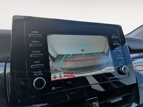 Used 2022 Toyota Camry SE w/ Cold Weather Package image 21