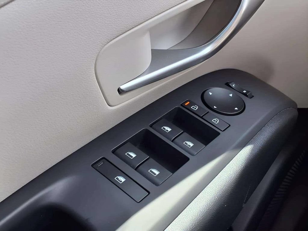 Used 2025 Hyundai Tucson SEL FWD image 17