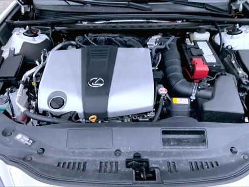 Certified 2025 Lexus ES 350 w/ Premium Package image 32