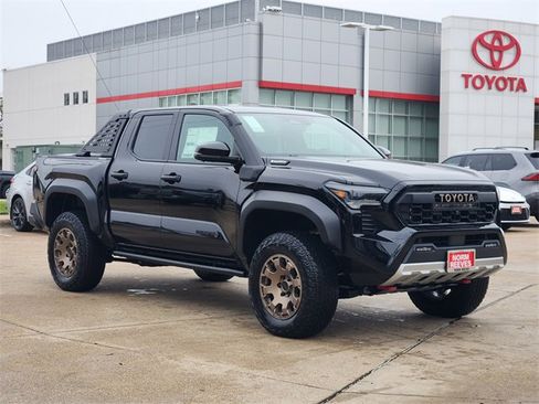 New 2025 Toyota Tacoma Trailhunter image 2