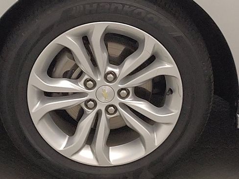 Used 2019 Chevrolet Cruze LS w/ LS Convenience Package image 31