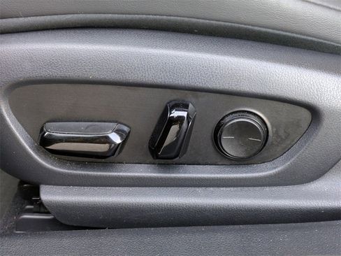 Used 2023 Lexus ES 350 w/ Accessory Package (Z2) image 25