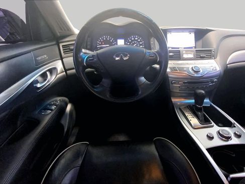 Used 2019 INFINITI Q70 L 3.7 AWD/4WD image 5