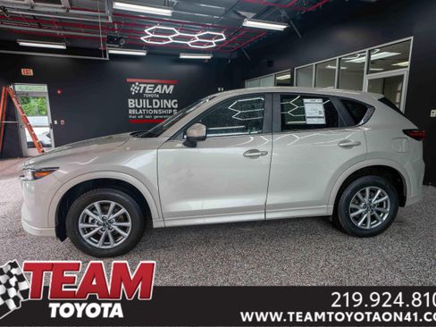 Used 2025 MAZDA CX-5 AWD 2.5 S w/ Preferred Package image 1