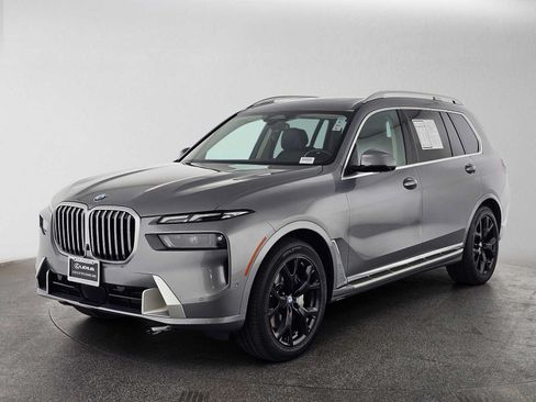 Used 2025 BMW X7 xDrive40i AWD/4WD image 7