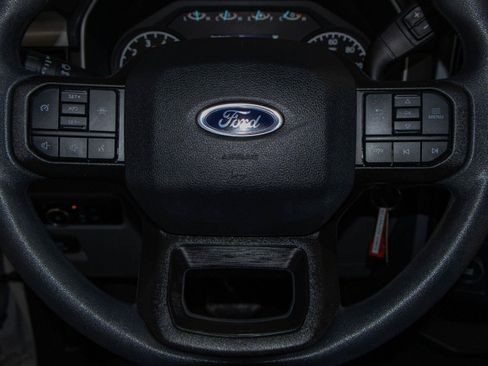 Used 2023 Ford F150 XLT RWD image 11