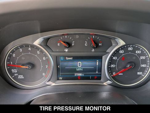 Used 2023 GMC Acadia SLE w/ Driver Convenience Package FWD image 19