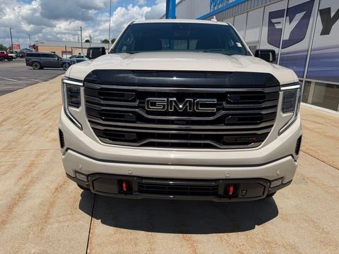 New 2026 GMC Sierra 1500 AT4 w/ AT4 Premium Package AWD/4WD image 8