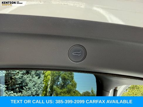 Used 2023 Tesla Model Y Long Range AWD/4WD image 28