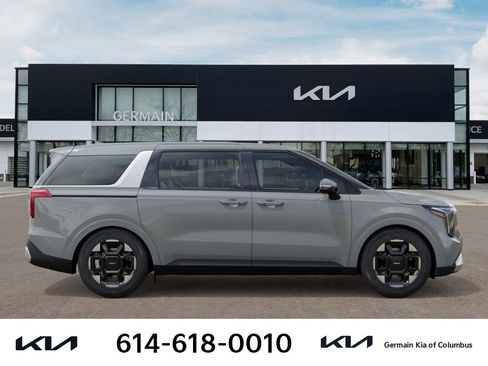 New 2026 Kia Carnival EX FWD image 10