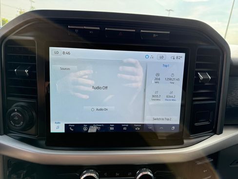 Used 2022 Ford F150 XLT w/ Equipment Group 302A High image 23