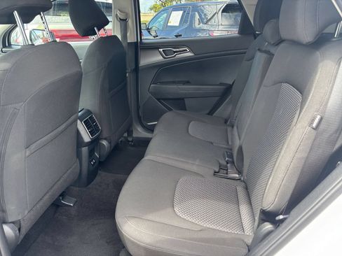 Used 2026 Kia Sportage LX FWD image 24
