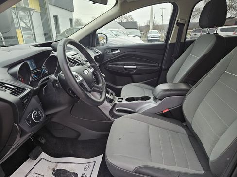 Used 2015 Ford Escape SE image 17