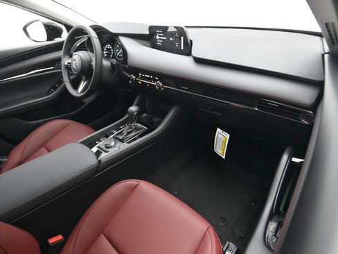 New 2026 MAZDA MAZDA3 Carbon AWD/4WD image 29