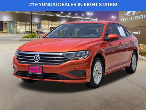 Used 2019 Volkswagen Jetta S w/ Driver Assistance Package FWD image 2