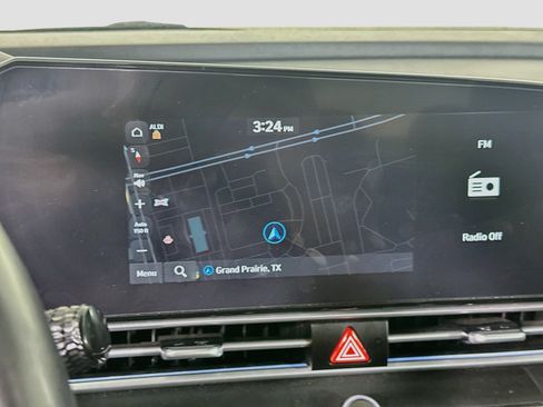 Used 2025 Hyundai Elantra Limited FWD image 22