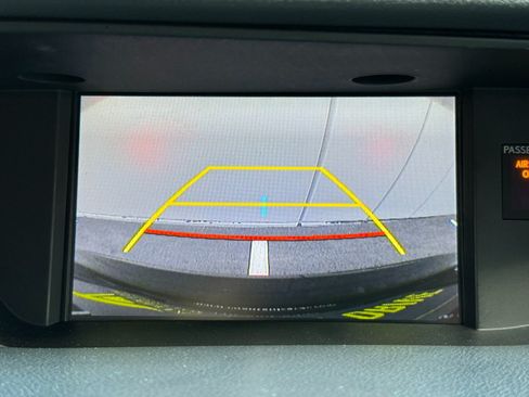 Used 2016 Lexus ES 350 w/ Luxury Package w/Wood Trim FWD image 27