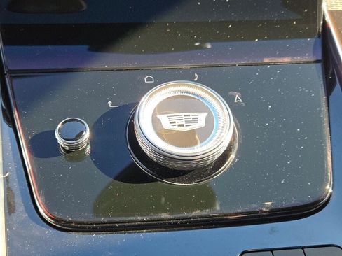 New 2026 Cadillac Escalade Luxury w/ Touring Package image 36