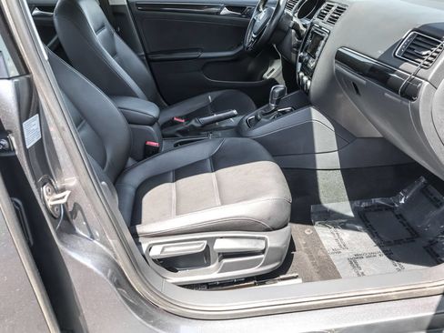 Used 2015 Volkswagen Jetta TDI SEL FWD image 36