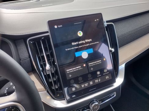 New 2026 Volvo XC90 B6 Plus w/ Protection Package image 17