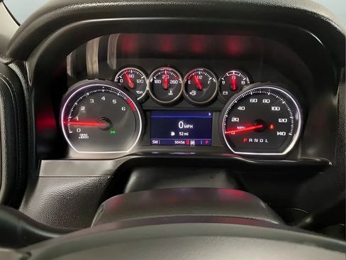Used 2021 Chevrolet Silverado 1500 LT Trail Boss w/ Convenience Package II AWD/4WD image 19