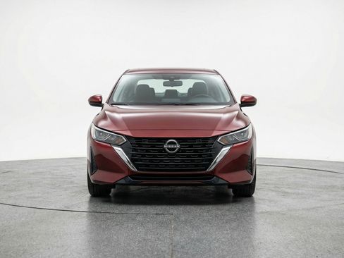 Used 2025 Nissan Sentra SV FWD image 2