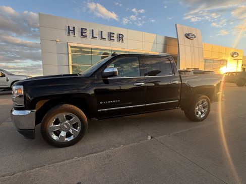 Used 2018 Chevrolet Silverado 1500 LTZ w/ Sport Package AWD/4WD image 3