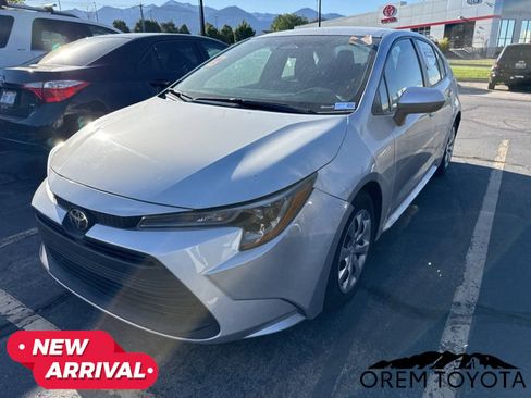 Used 2024 Toyota Corolla LE FWD image 6