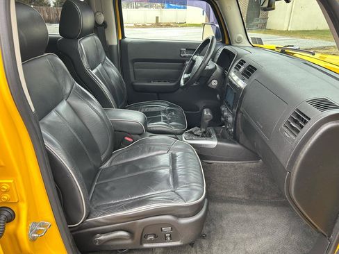 Used 2007 HUMMER H3 Adventure image 15