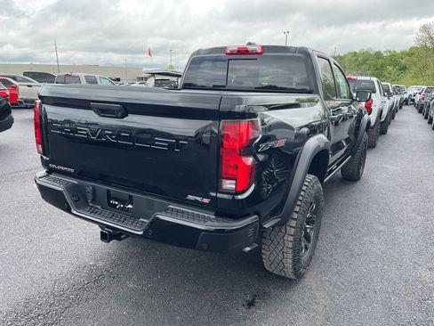 New 2026 Chevrolet Colorado ZR2 w/ Midnight Edition AWD/4WD image 3