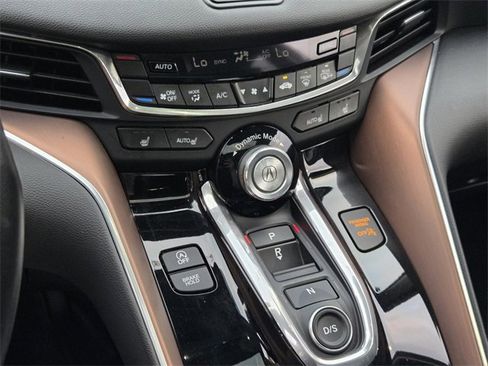 Used 2021 Acura TLX image 21