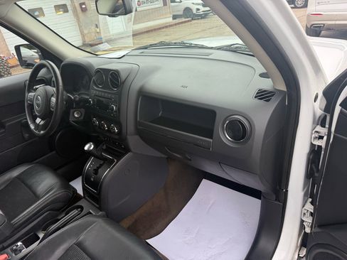 Used 2017 Jeep Patriot Sport image 48