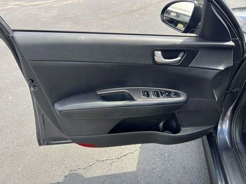 Used 2019 Kia Optima S w/ S Panoramic Sunroof Package FWD image 12