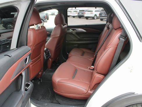 Used 2019 MAZDA CX-9 Signature image 16