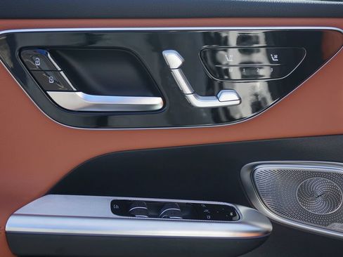 Certified 2026 Mercedes-Benz GLC 300 image 23