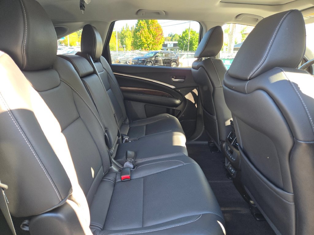 Used 2019 Acura MDX w/ Technology Package AWD/4WD image 13