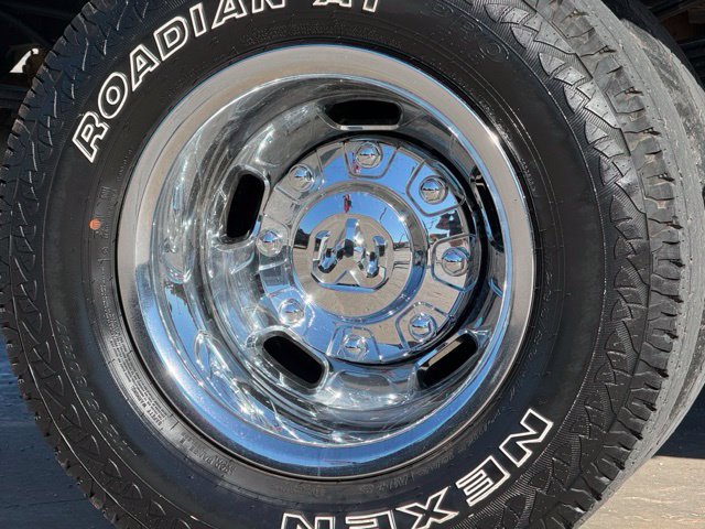 Used 2024 RAM 3500 Tradesman w/ Chrome Appearance Group AWD/4WD image 16
