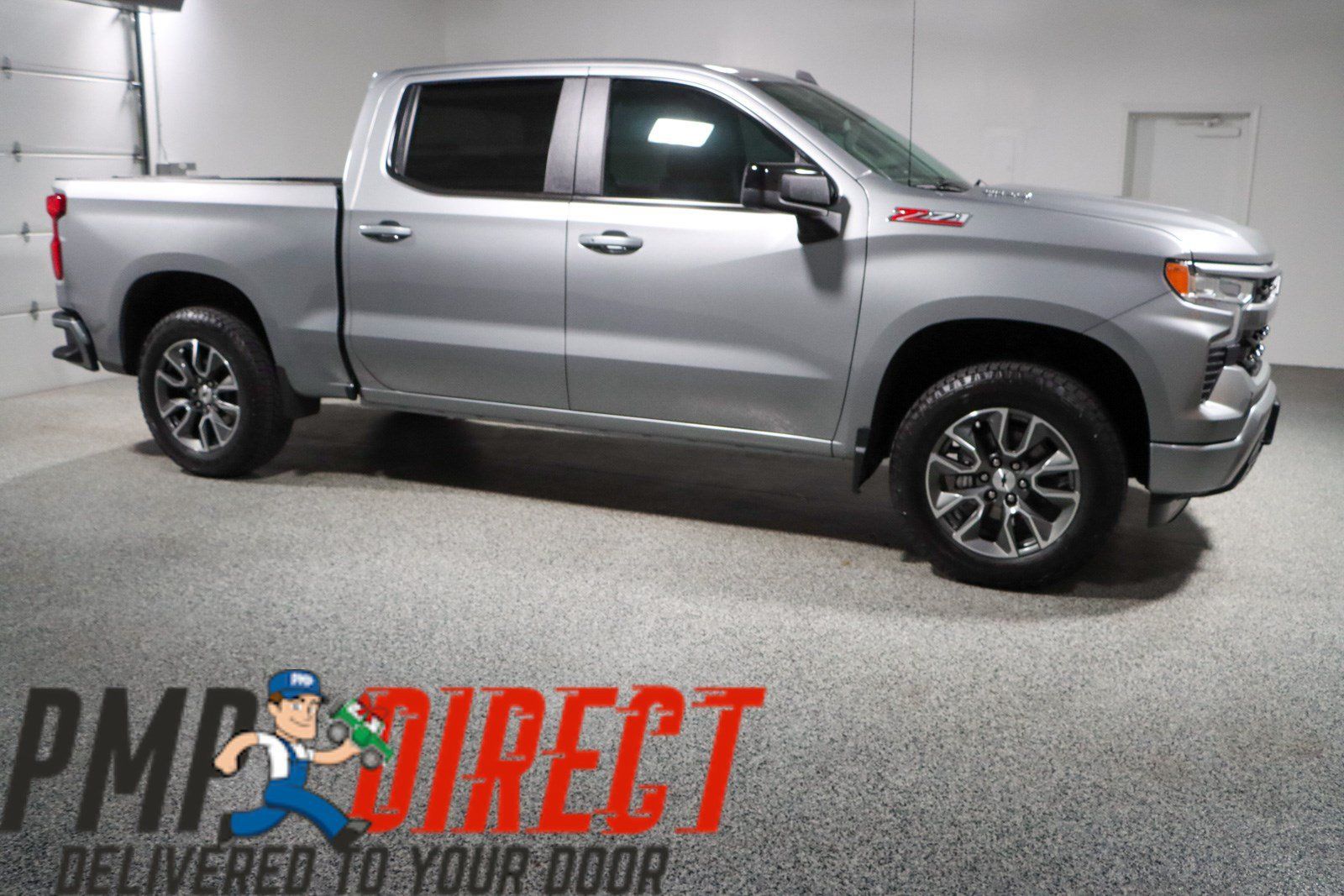 Used 2023 Chevrolet Silverado 1500 RST AWD/4WD image 6