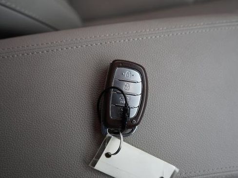 Used 2019 Hyundai Sonata Limited image 27