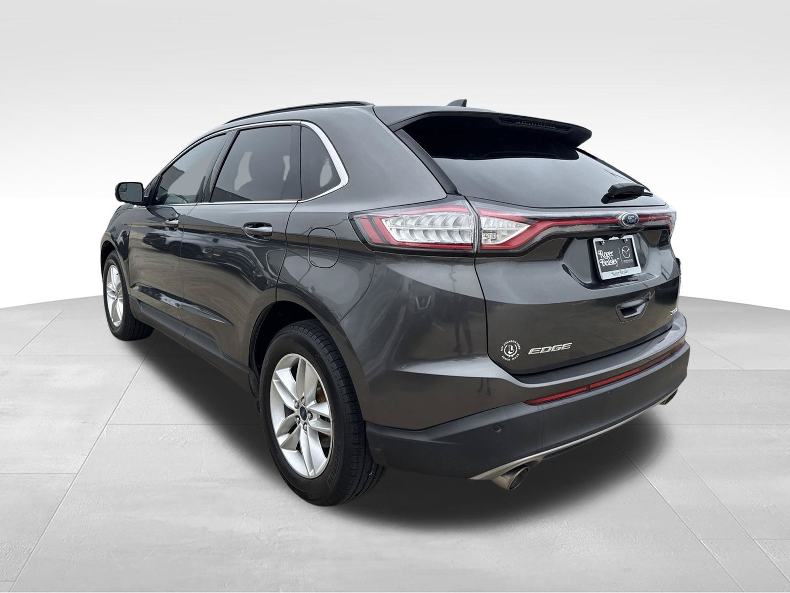 Used 2016 Ford Edge SEL FWD image 7