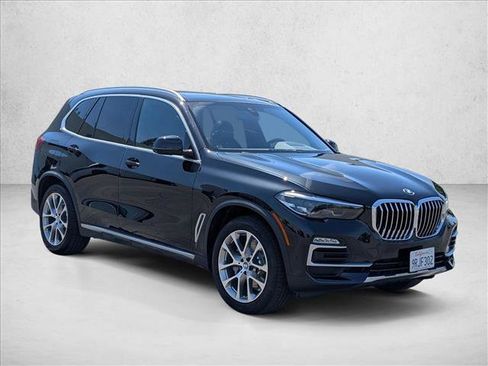 Used 2020 BMW X5 xDrive40i w/ Convenience Package AWD/4WD image 3