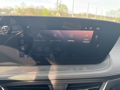 Used 2024 Buick Encore GX Preferred image 9